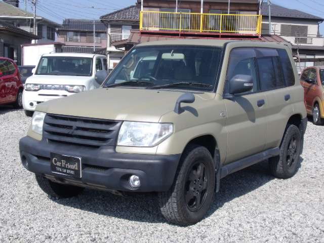 Mitsubishi Pajero iO 4