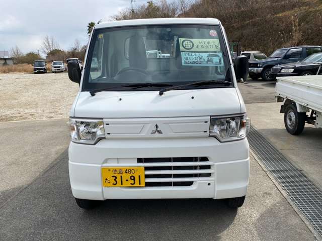 Mitsubishi Minicab Truck 2
