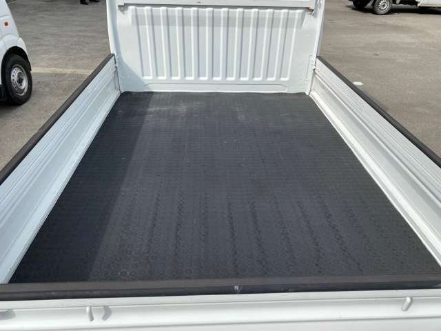 Mitsubishi Minicab Truck 9