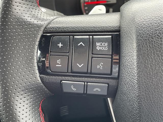 Toyota Hilux 9
