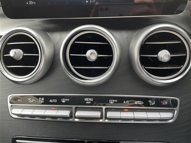 Mercedes-Benz GLC 12
