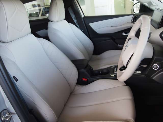 DS Automobiles DS 3 Crossback E-TENSE 12