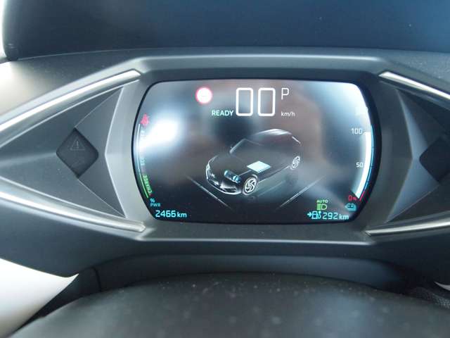 DS Automobiles DS 3 Crossback E-TENSE 10