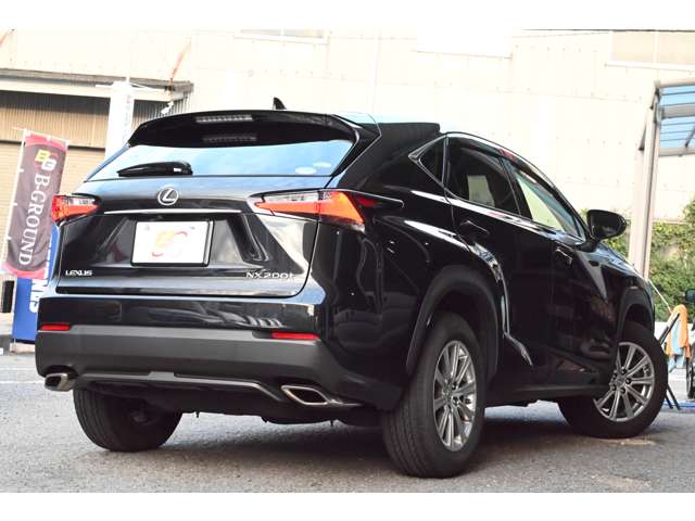 Lexus NX 3