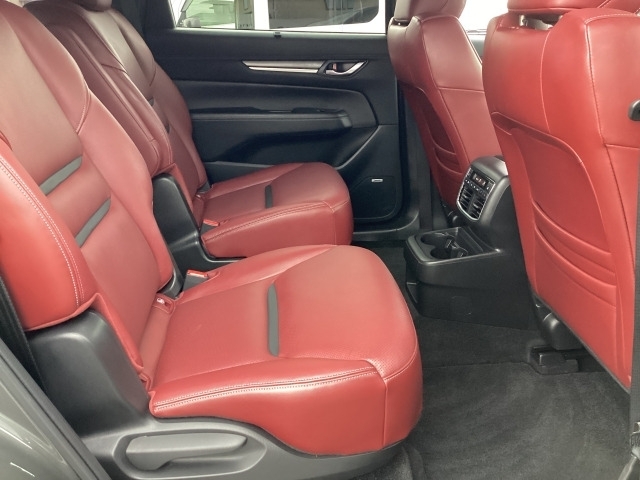 Mazda CX-8 10