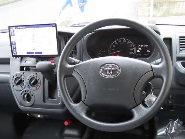 Toyota Town Ace Van 8
