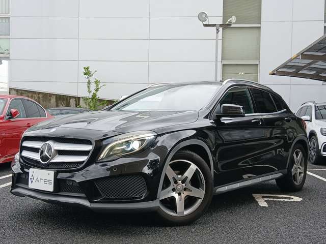 Mercedes-Benz GLA-Class 8