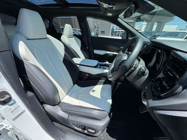 Lexus RX 6