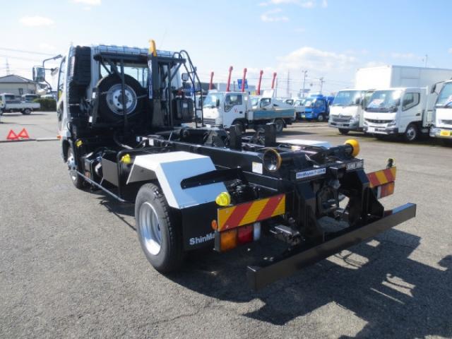 Mitsubishi Fuso Fighter 5