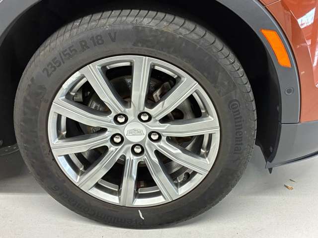 Cadillac XT4 11