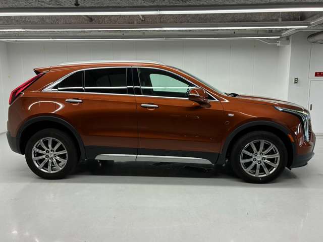 Cadillac XT4 10