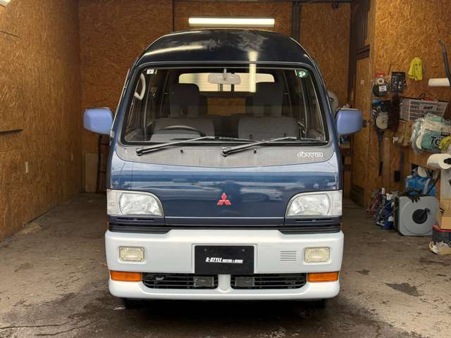 Mitsubishi Bravo 8