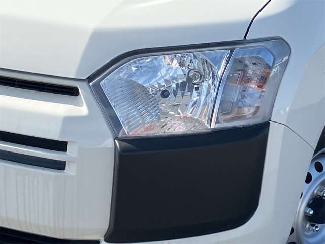 Toyota Probox Van 12