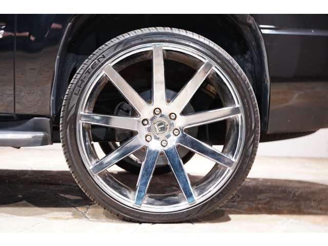 Cadillac エスカレード 12