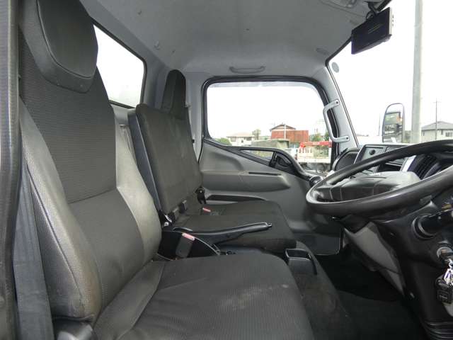 Mitsubishi Fuso Canter 12