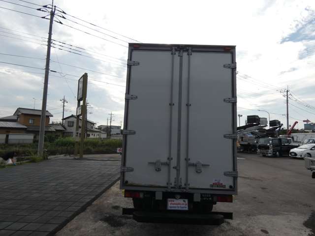 Mitsubishi Fuso Canter 7