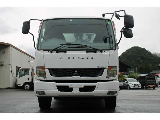 Mitsubishi Fuso Fighter 4