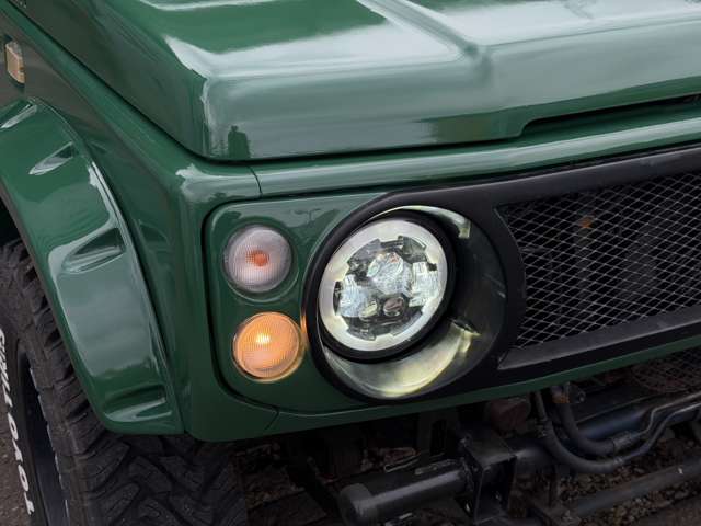 Suzuki Jimny Sierra 12
