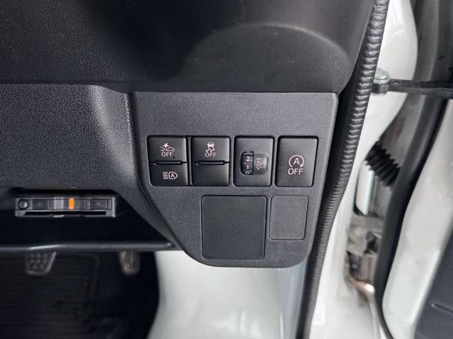 Daihatsu Hijet Cargo 12