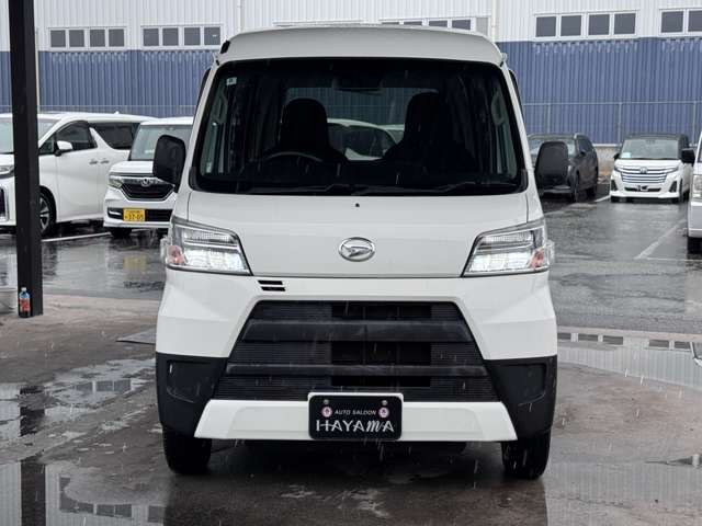 Daihatsu Hijet Cargo 2