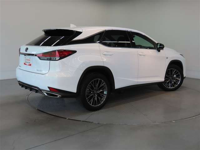 Lexus RX 6