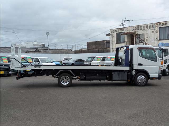 Mitsubishi Fuso Canter 6