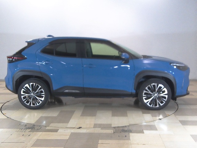 Toyota Yaris Cross 12