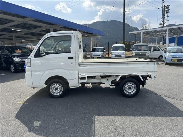 Toyota Pixis Truck 10