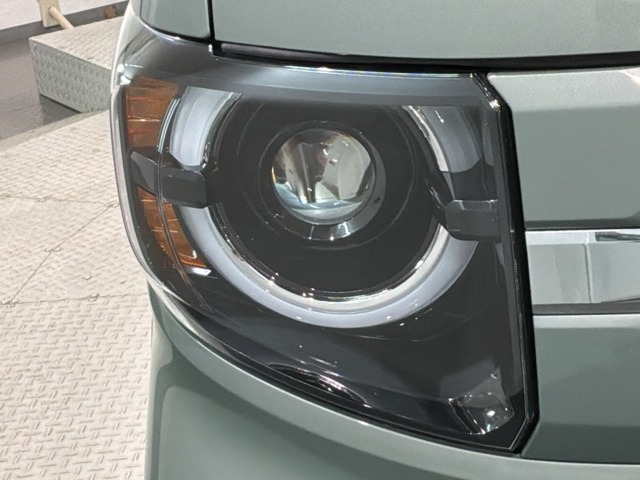 Honda N-VAN 8
