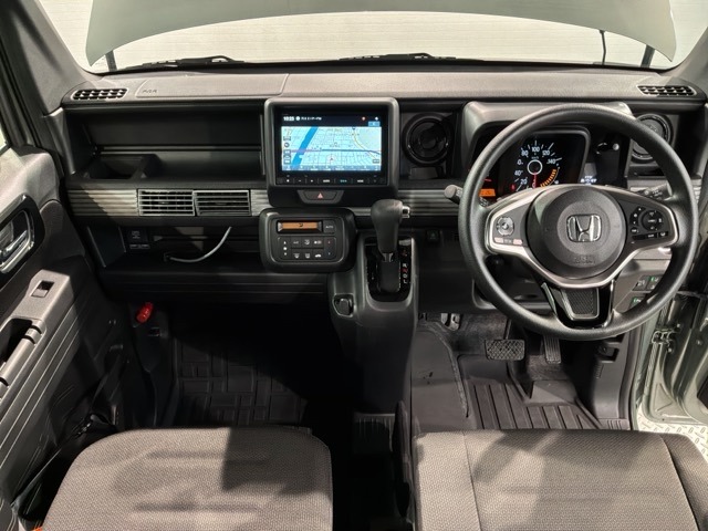 Honda N-VAN 9