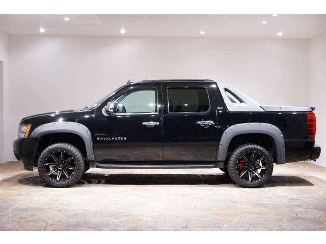 Chevrolet Avalanche 11