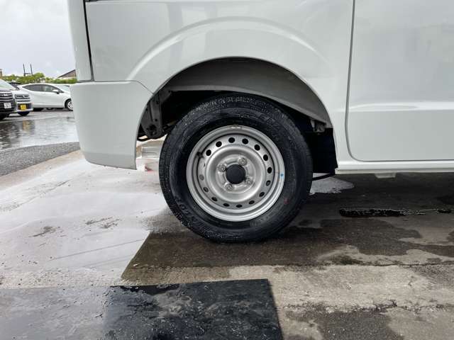 Nissan NV100 Clipper 11