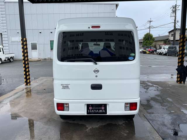 Nissan NV100 Clipper 6