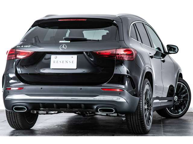 Mercedes-Benz GLA-Class 3