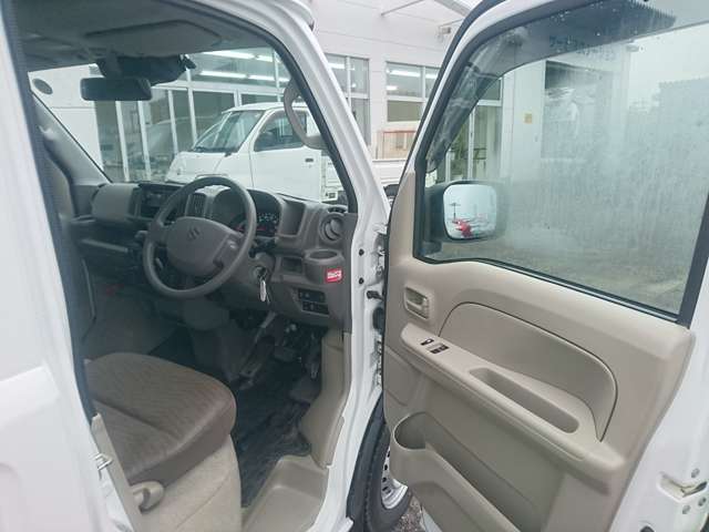 Suzuki Every 12