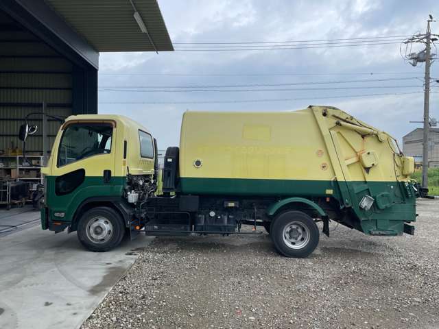 Isuzu Forward 5