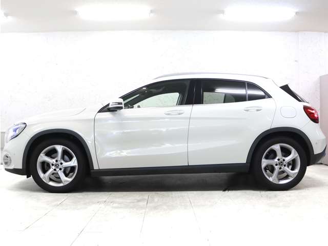 Mercedes-Benz GLA-Class 7