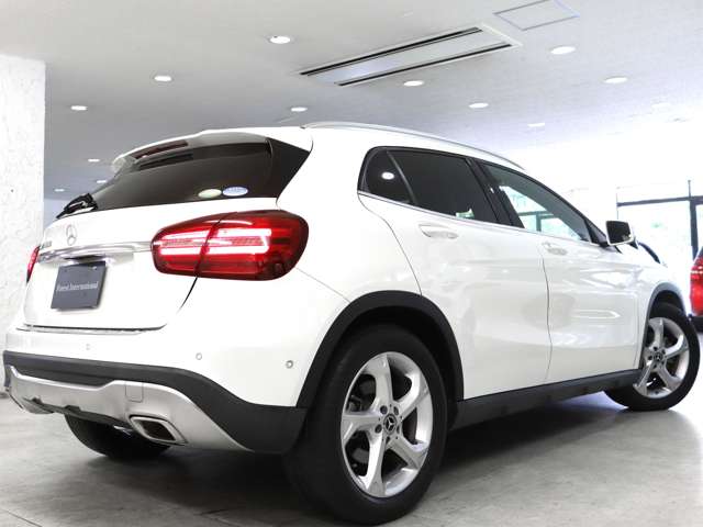 Mercedes-Benz GLA-Class 9