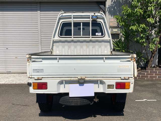 Daihatsu Hijet Pickup 5