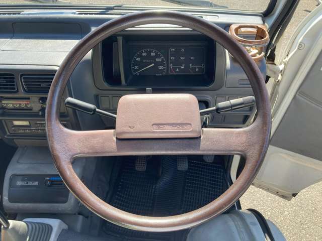 Daihatsu Hijet Pickup 9