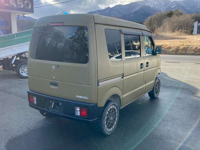 Suzuki Every 4