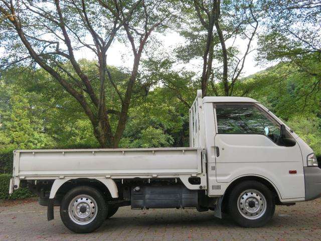 Mazda Bongo Truck 4