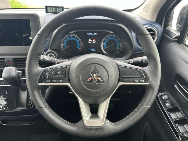 Mitsubishi eK X 12