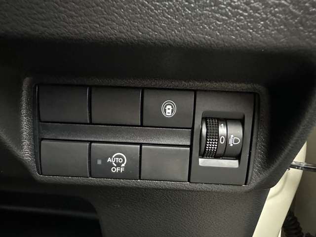 Mitsubishi eK X 9
