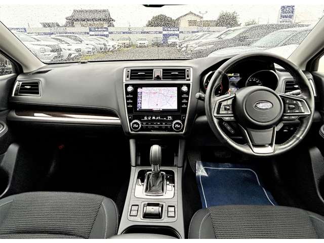 Subaru Legacy Outback 6