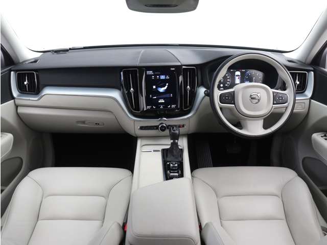 Volvo XC60 4