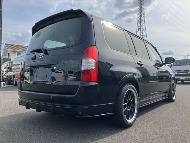 Toyota Probox Van 11