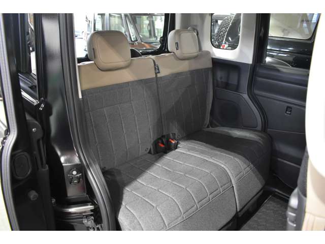 Mitsubishi Delica Mini 8