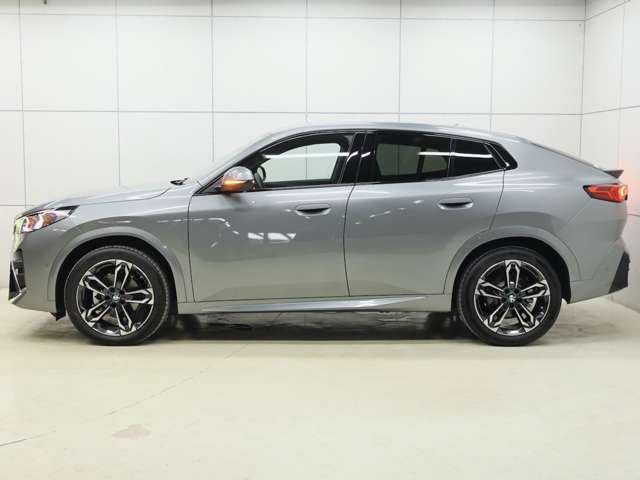 BMW X2 8