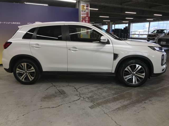Mitsubishi RVR 11